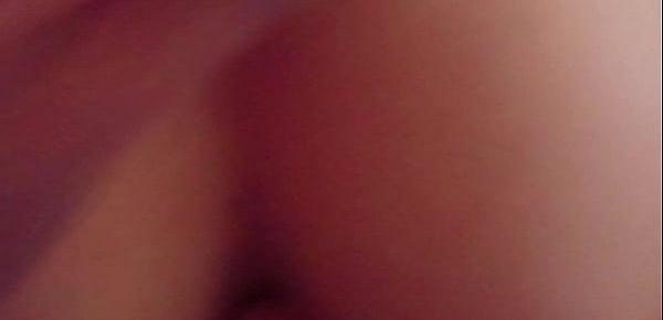  Jenni loves to deepthroat